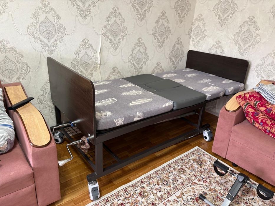 Медицинский кровать