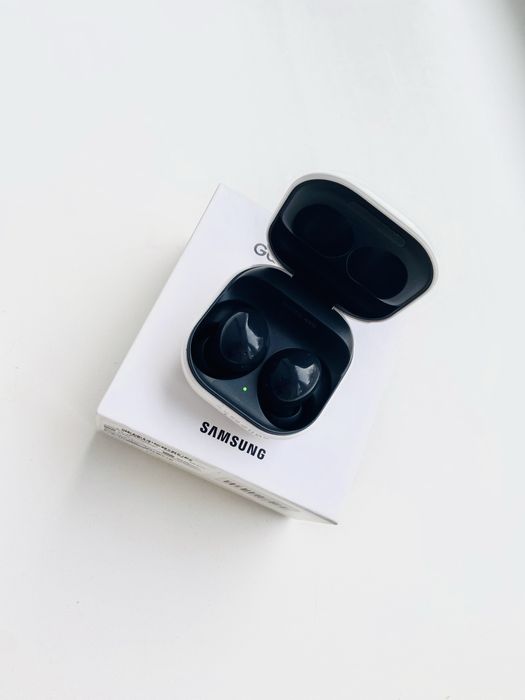 Продам наушники Galaxy Buds 2