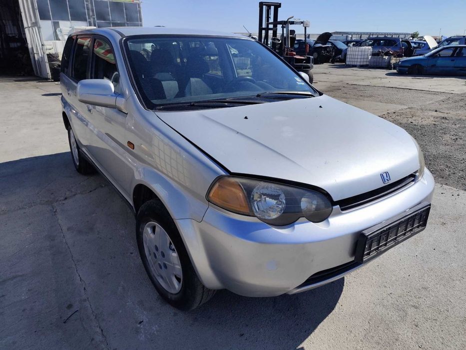 Honda HR-V 1.6 - 105к.с - 2000г. на части