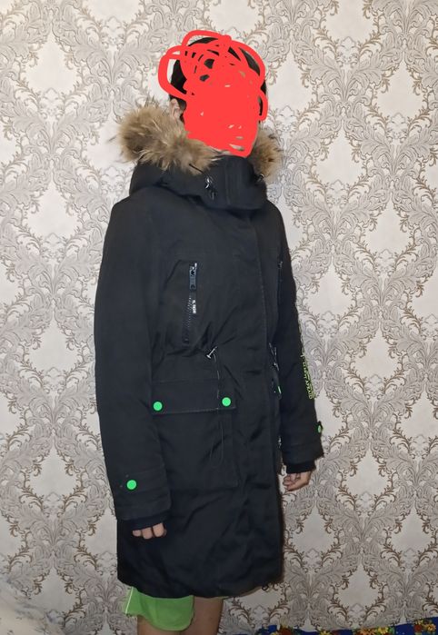 Продам детскую куртку.