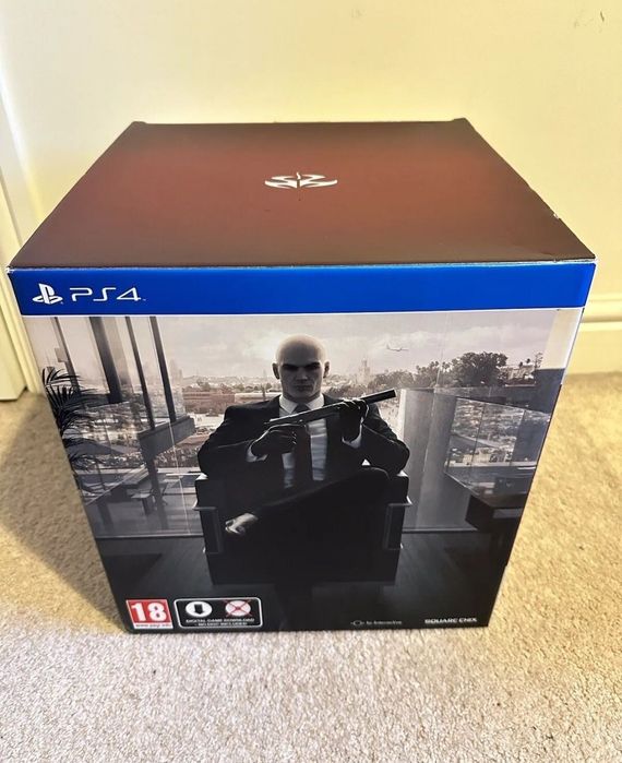 Hitman Collectors edition, Agent 47 , suitcase PS4