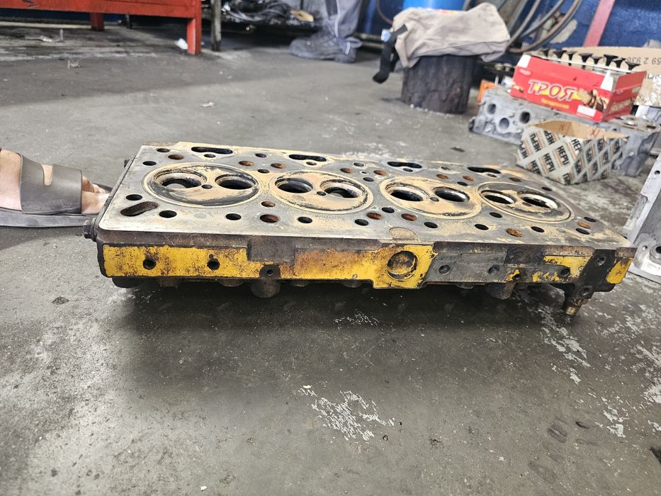 Коляноф вал и глава