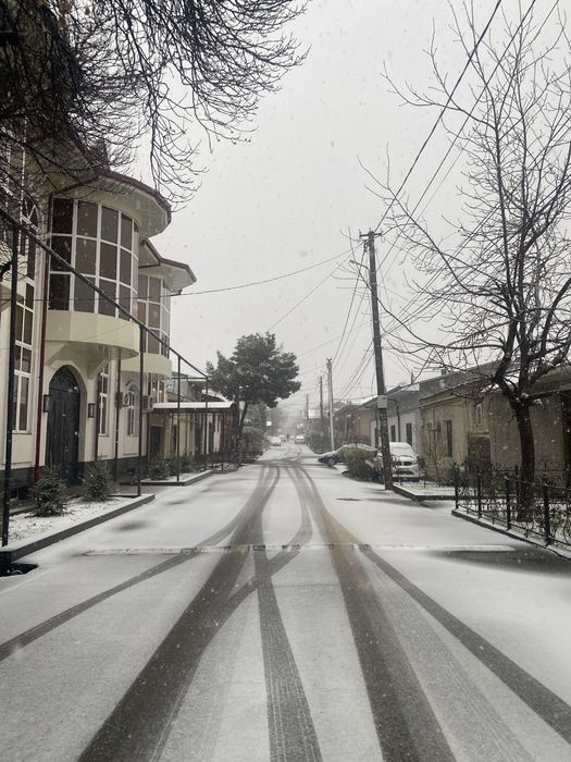 Яккасарай Rakat махалла участка сотилади ховли