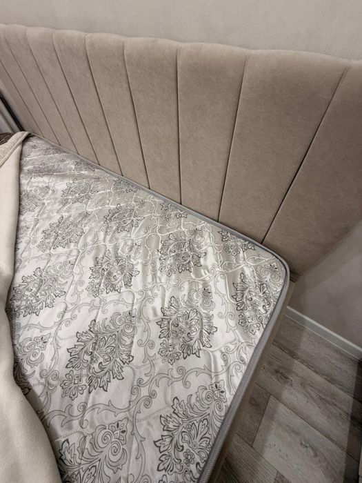 Продам матрас новый