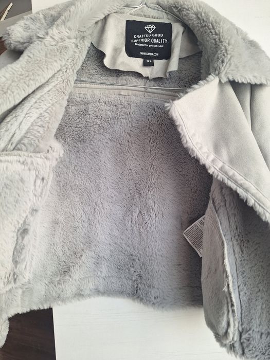 Blăniță gri marca C&A  128 cm