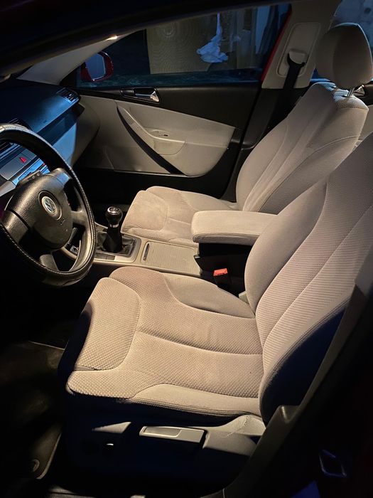 **Vw Passat 1.9 TDI 105 C.p BKC Limusină High-line Top Adus Germ