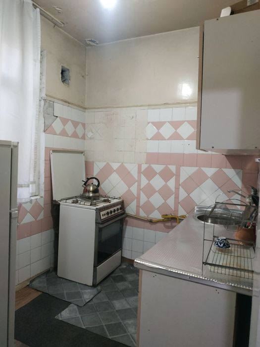 Чиланзар 16кв.метро.2хона.350уе.факат оилага.