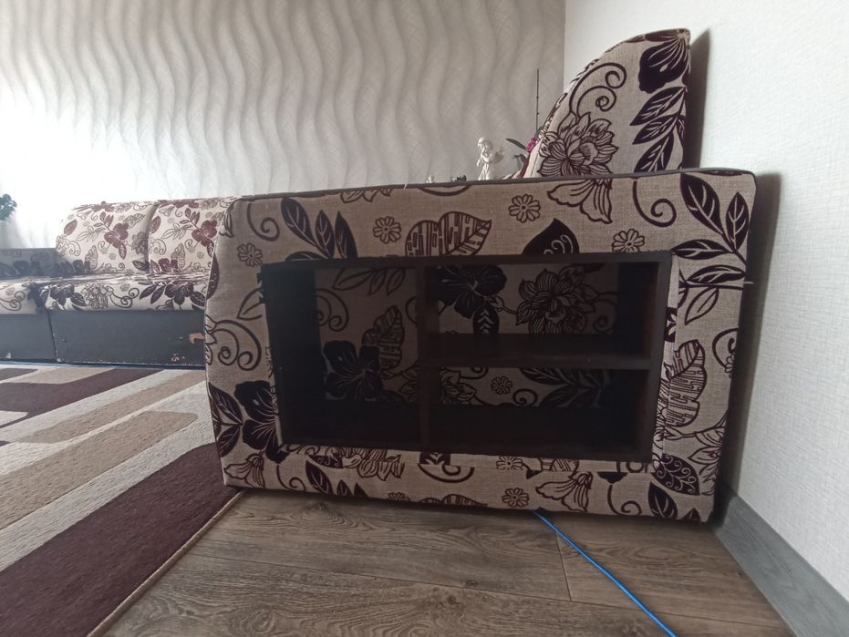 Продам угловой диван