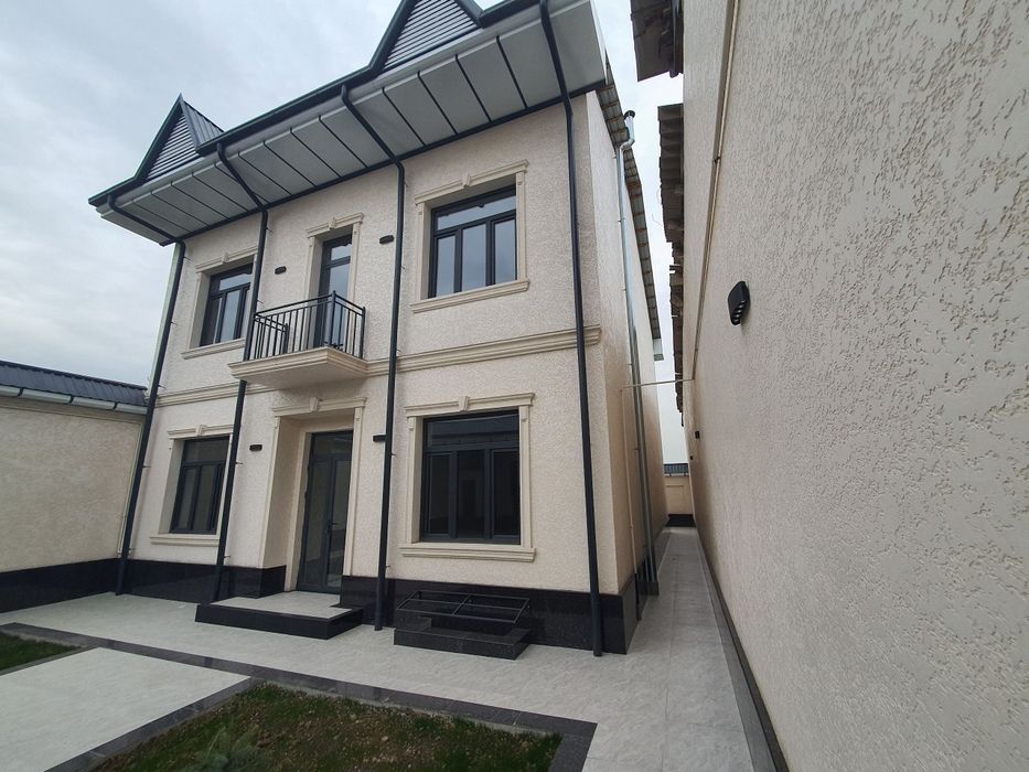 Учқахрамон постидан кирганда Маданиятда участка сотилади.