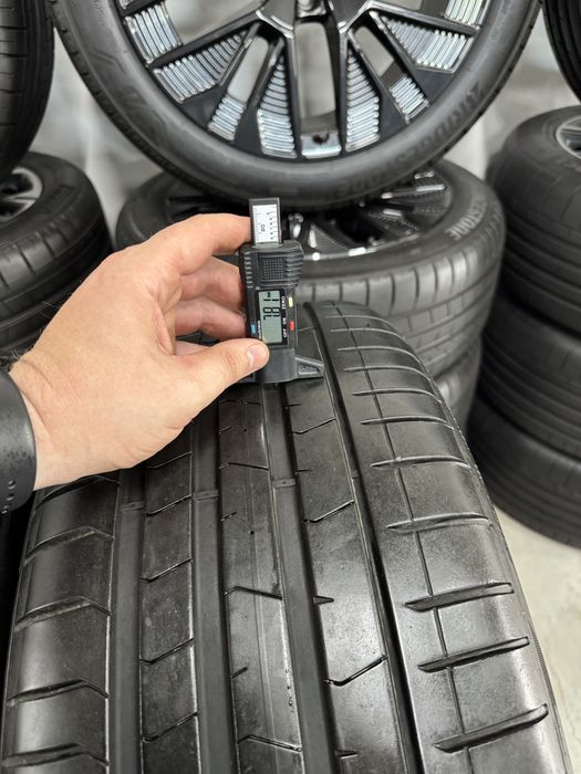 Jante Bmw X5 X6 R20 G05 G06 M740 Originale Pirelli 2024 de vara