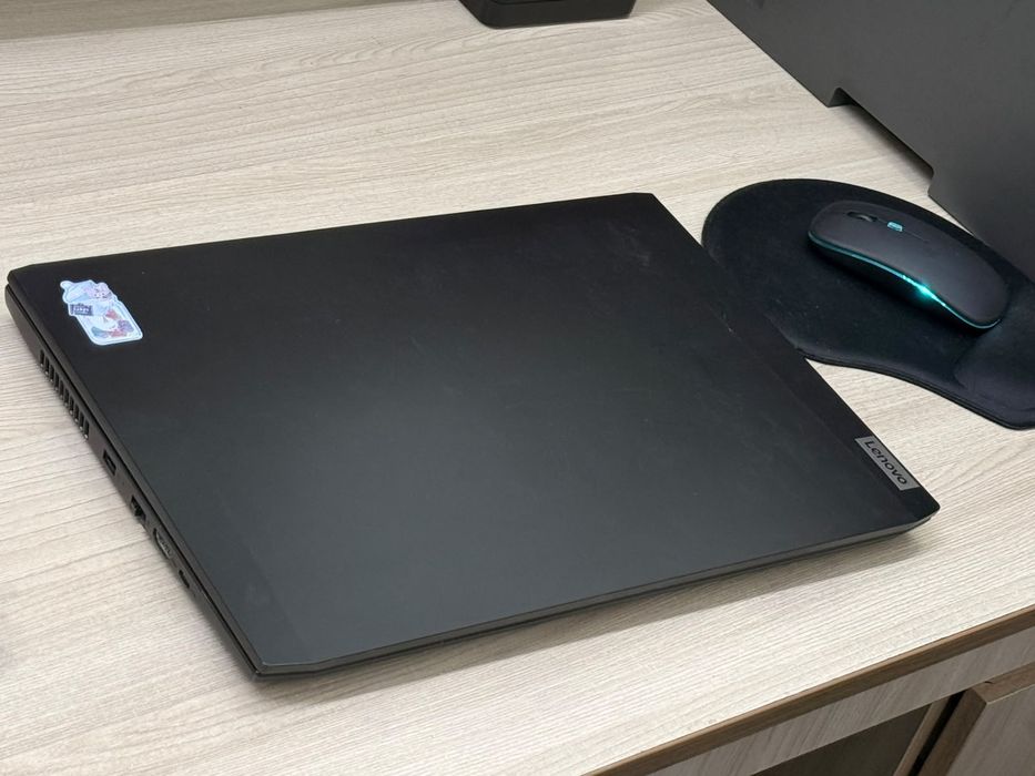 Lenovo Gaming  Ryzen 5 5600H RTX3050