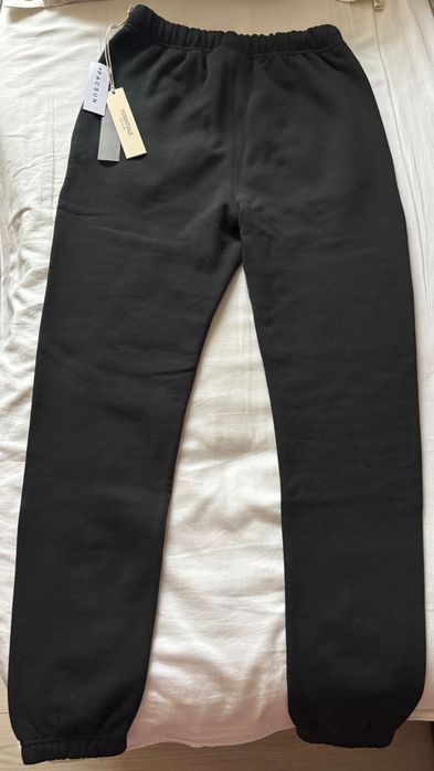 Pantaloni Essentials