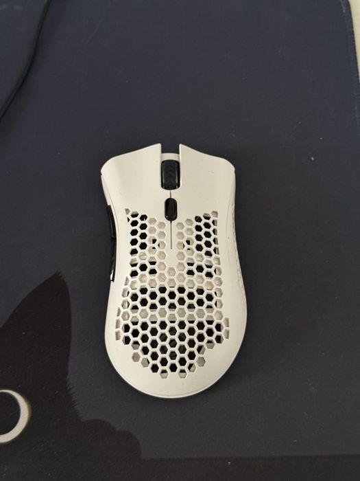 Продается мышка игровая