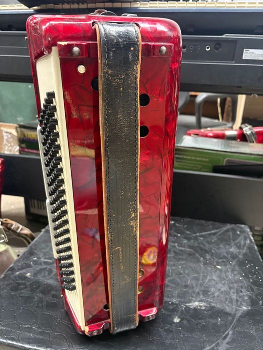 Acordeon italian Frontallini cu 120 de basi