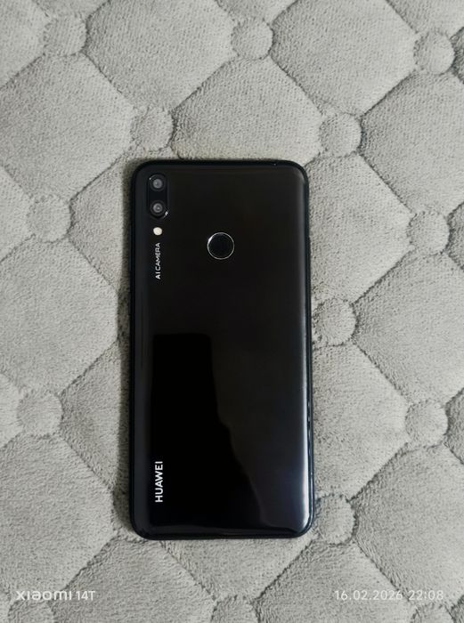 HUAWEI Y7 (2019)