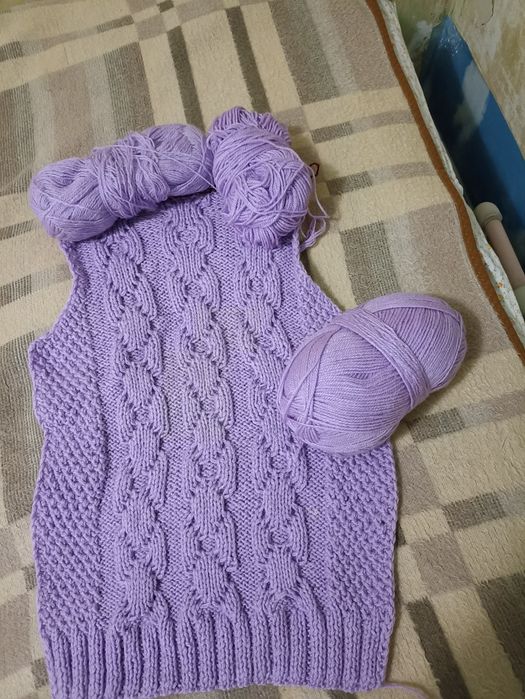 Пряжа,новая начали вязать, но не закончили