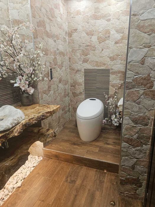 Дава се под наем Тристаен апартамент в Варна, Бриз - 100 кв.м за 1450 € - Снимка #5