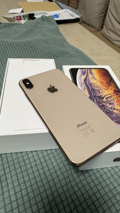 Телефон Iphone 10xc max