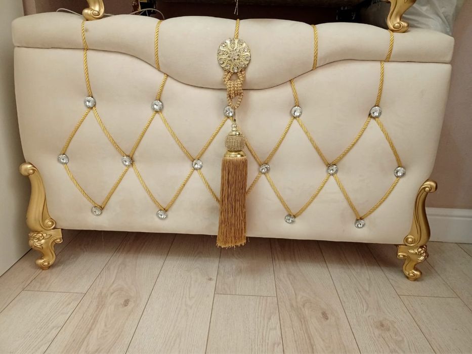 Сандык сатылады.