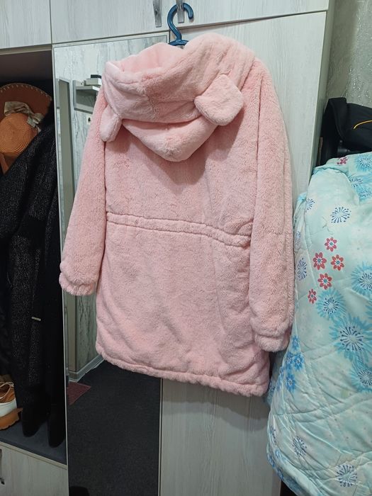 Продаётся мягкая лёгкая пальто