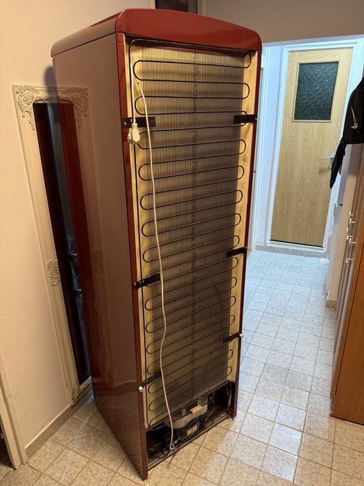 Frigider / combina frigorifica FRANKE Retro, rosu burgundy