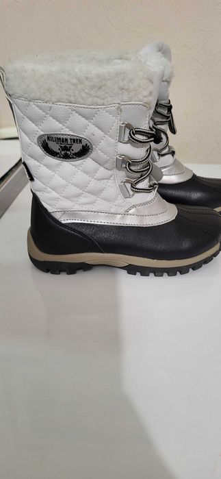 Сапожки детские новые