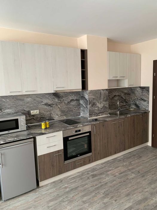 Дава се под наем Тристаен апартамент в София, Дианабад - 70 кв.м за 850 € - Снимка #1