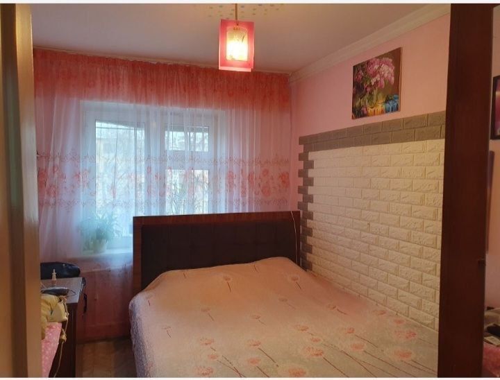 Продаю квартиру в Яшнабадском районе ПАРВОЗ