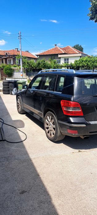 Продавам MERCEDES GLK 320