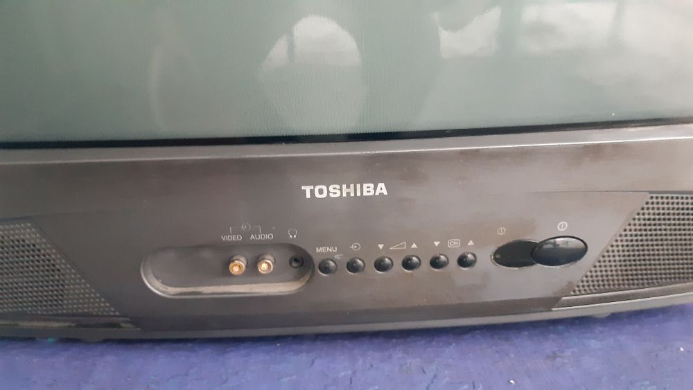 Продам Телевизор LG