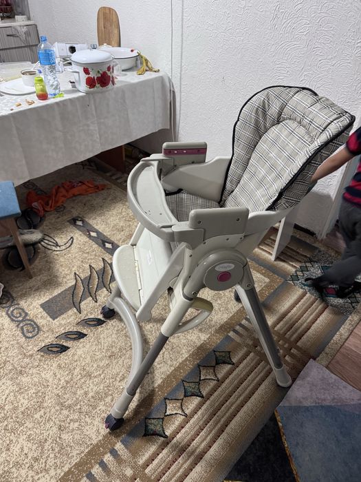 Стулчик для кормление Teknum