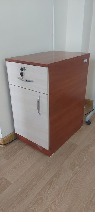 Тумбочка 4 шт срочно