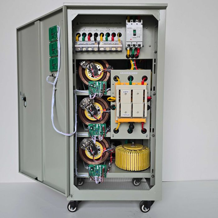 Стабилизатор напряжения 60кВА, 380В, PowerPik