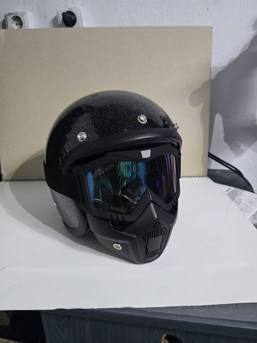 Италиански каски Bell, Premier, dmd,arai cafe racer,чопър