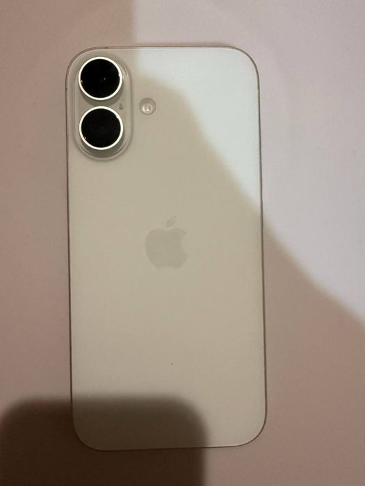 Apple iPhone 16 128Гб
