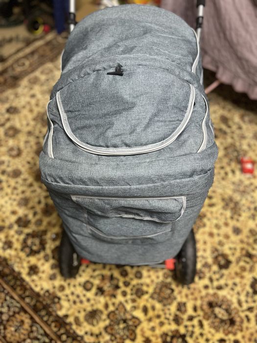 Детский обеденый стульчик