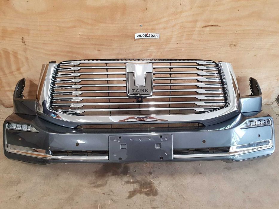 Бампер передний Tank 500 б/у оригинал