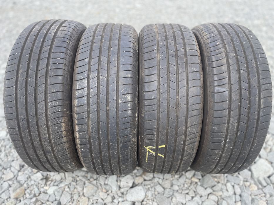 4x 205/60R16 KUMHO ECSTA hs51
