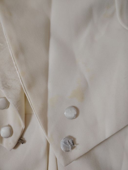 Отдам детские костюмы