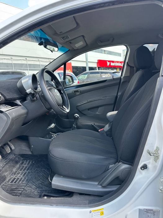 Chevrolet spark 2 позиция
