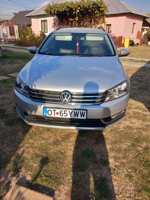 Vând Volkswagen Passat b7