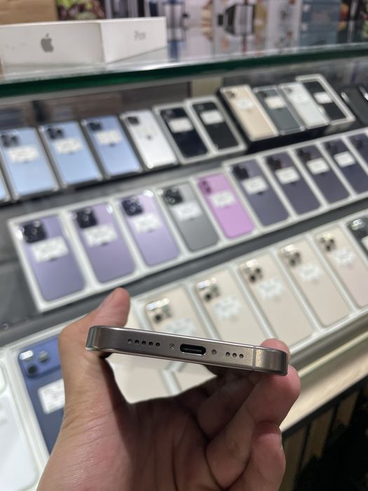 iPhone 16 pro 256 89%
