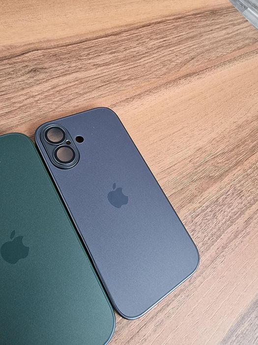 Матов стъклен кейс за apple iphone 17 - различни цветове