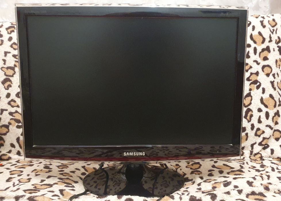 Монитор Samsung t220
