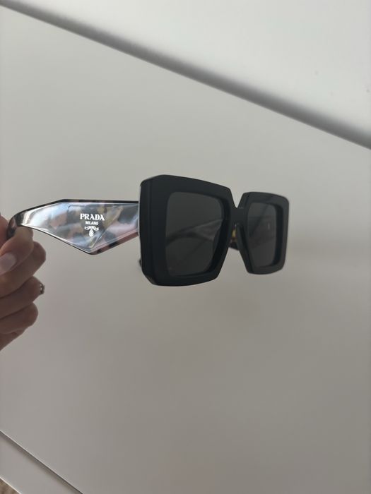 Ochelari de soare Prada