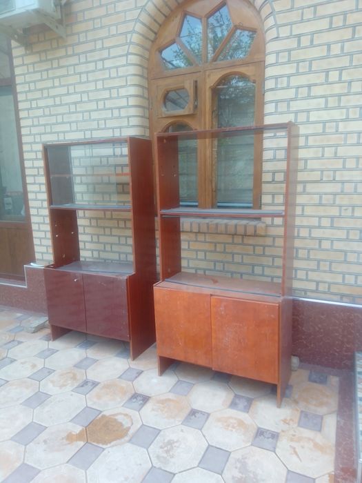 Eski mebel narxi 250.000 ming.  4 ta mebel shu narxda.
