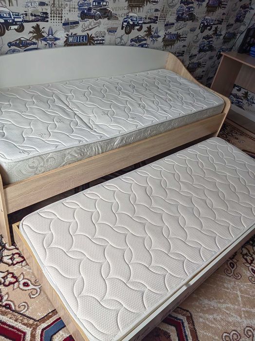 Продам детскую кроватку