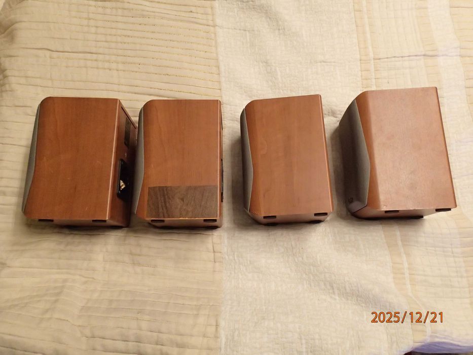 Doua perechi boxe (patru boxe) Infinity Primus HCS