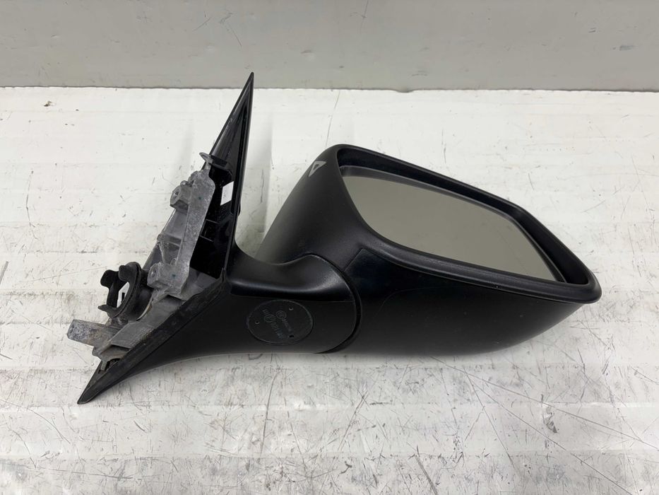 Дясно огледало БМВ Ф30 Ф31 с мъртва зона BMW F30 F31