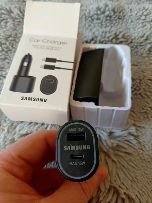 Зарядно за кола Samsung 2.0 super fast